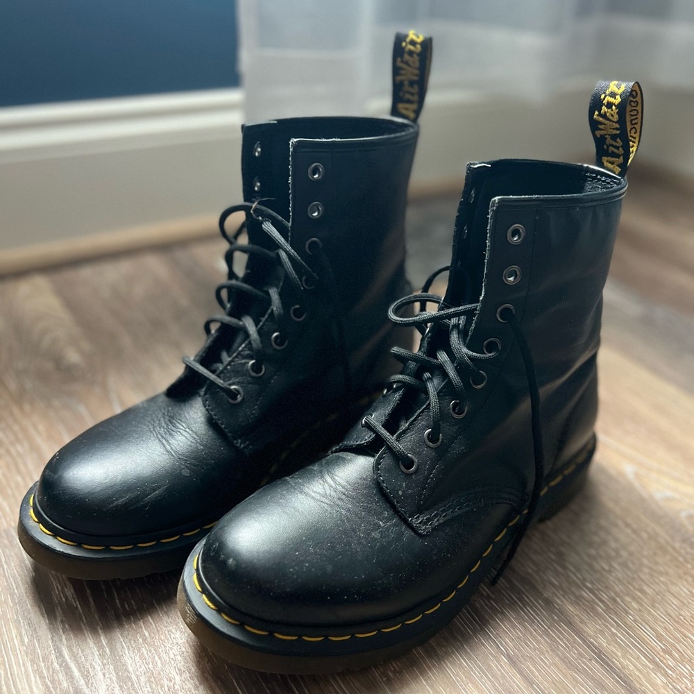 Dr Martens 1460 WOMEN'S VIRGINIA LEATHER BOOTS